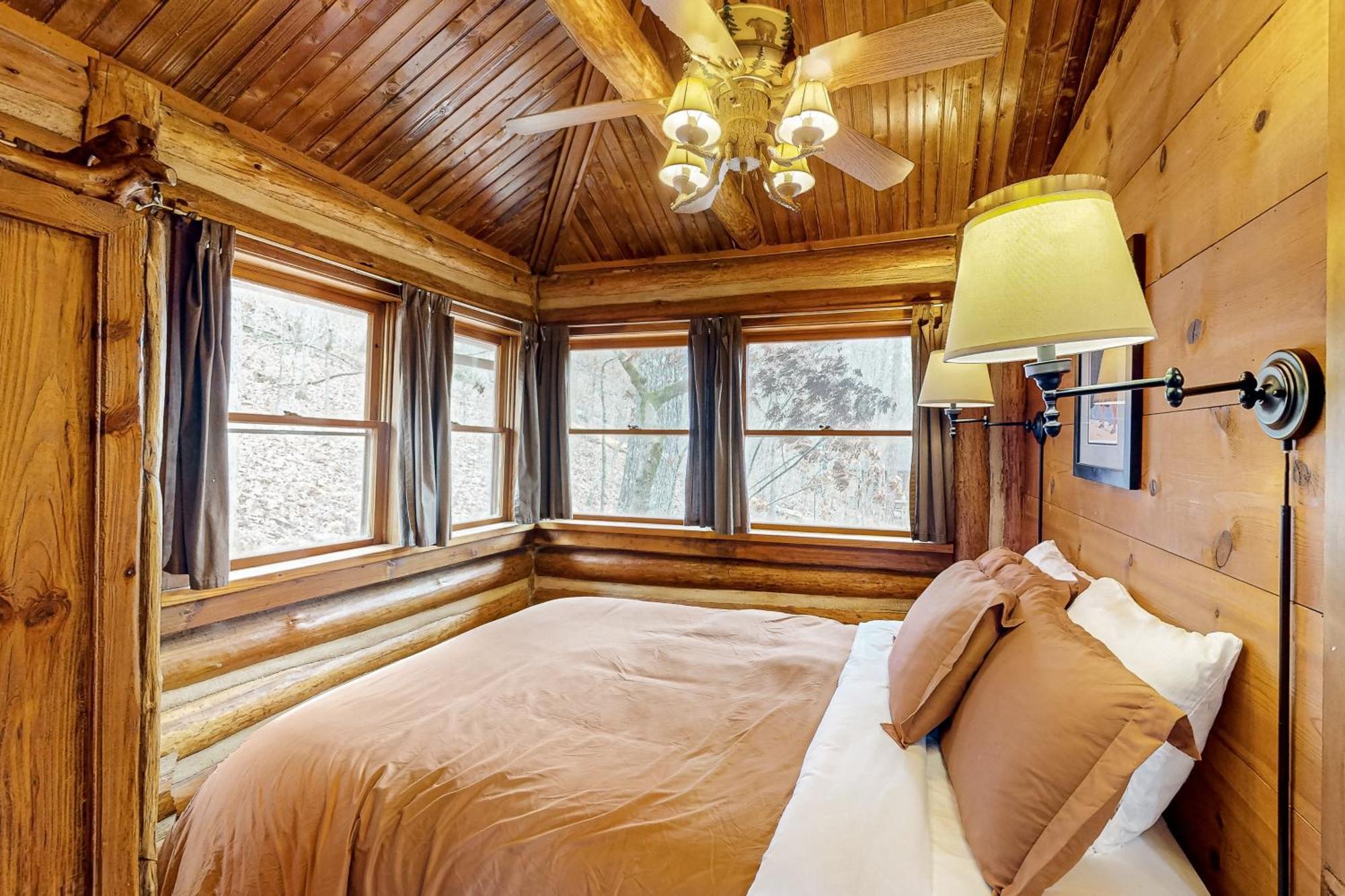 Lucerne - Treehouse #01 Holiday home